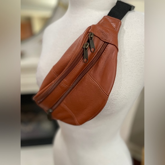 Handbags - Leather Fanny Pack